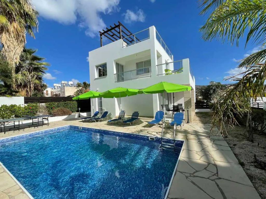 long term villa Paphos