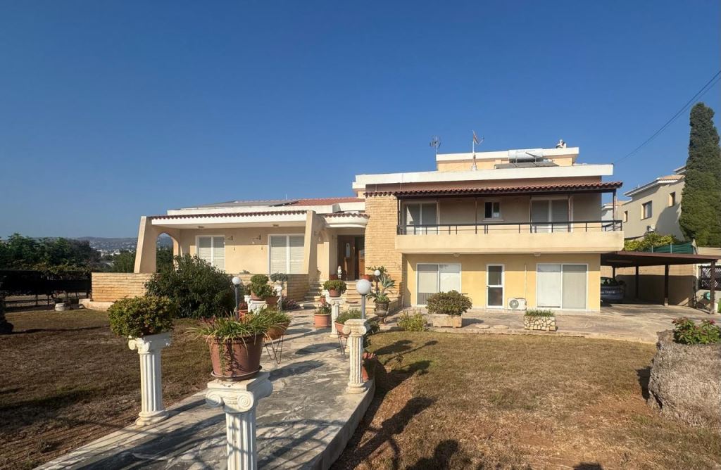 long term villa Paphos