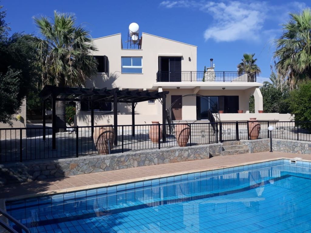 long term villa Paphos