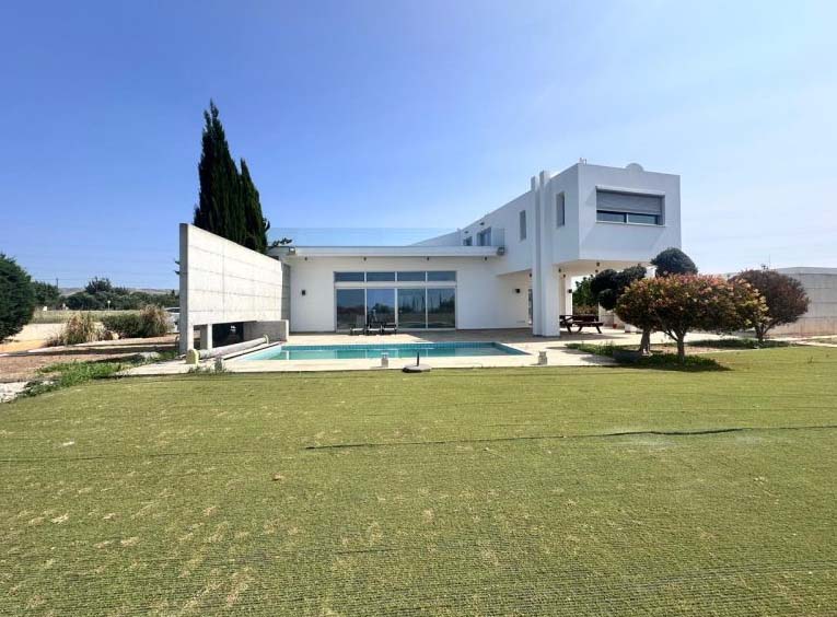 long term villa Paphos