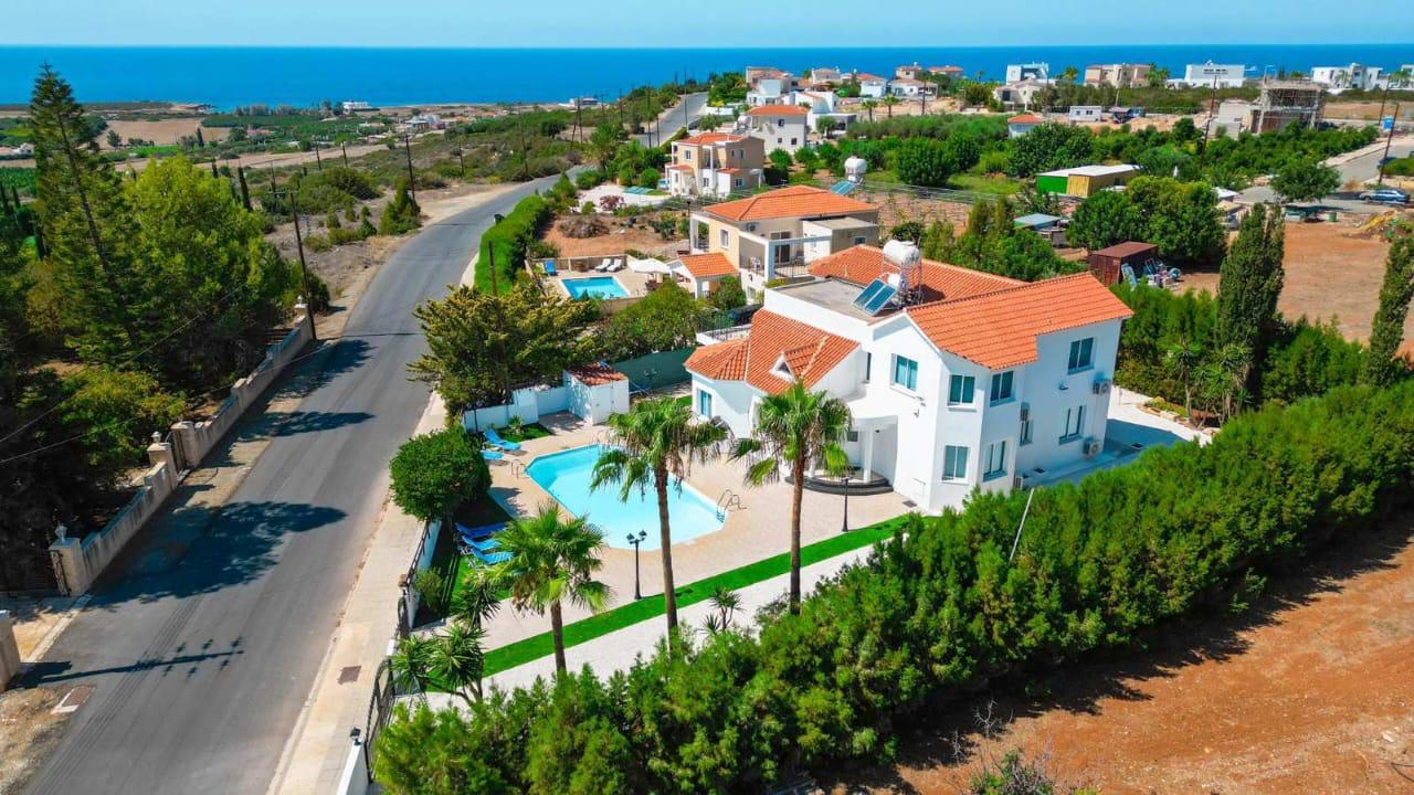 long term villa Paphos