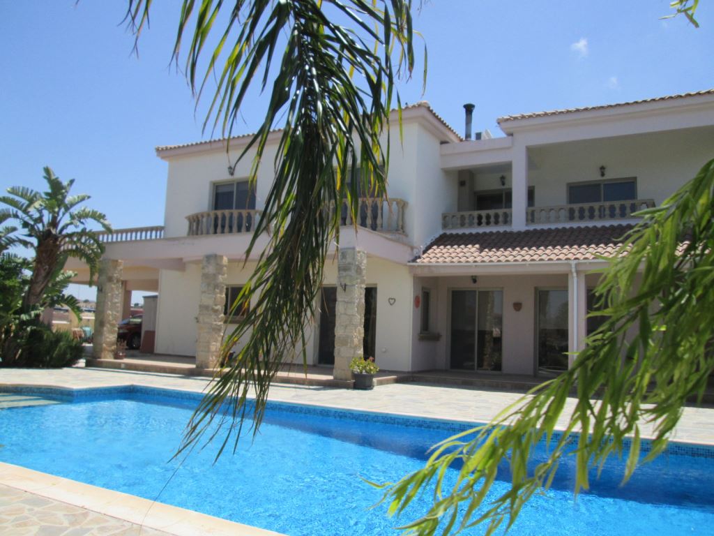 long term villa Paphos