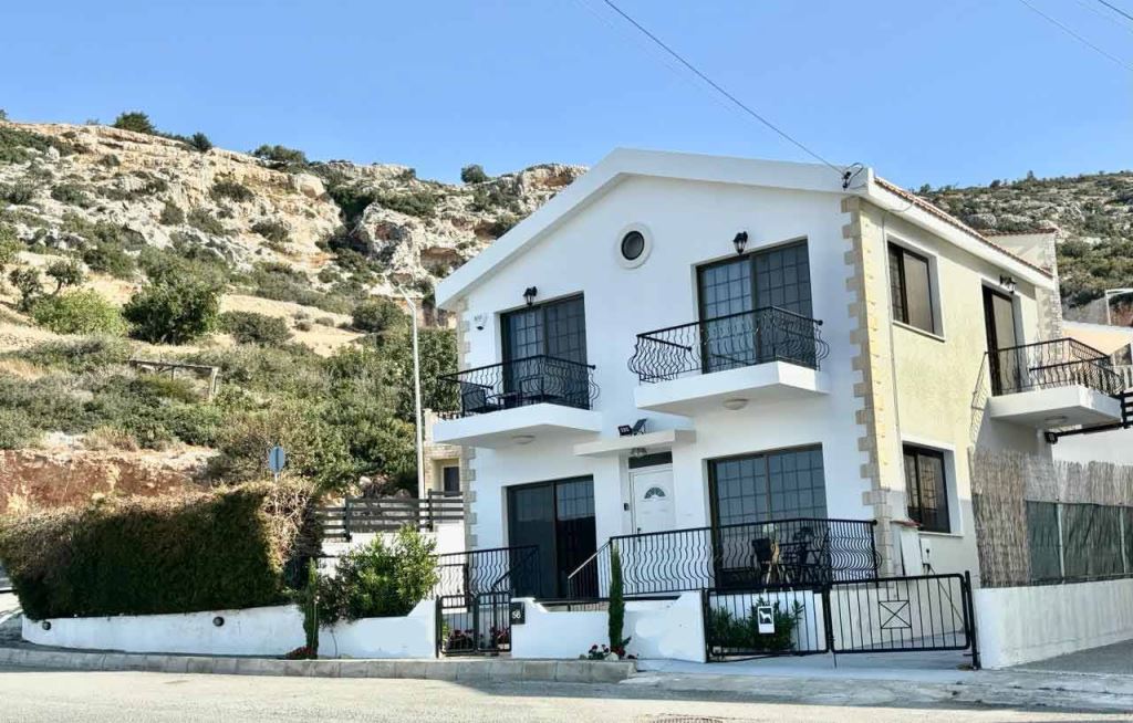 long term villa Paphos
