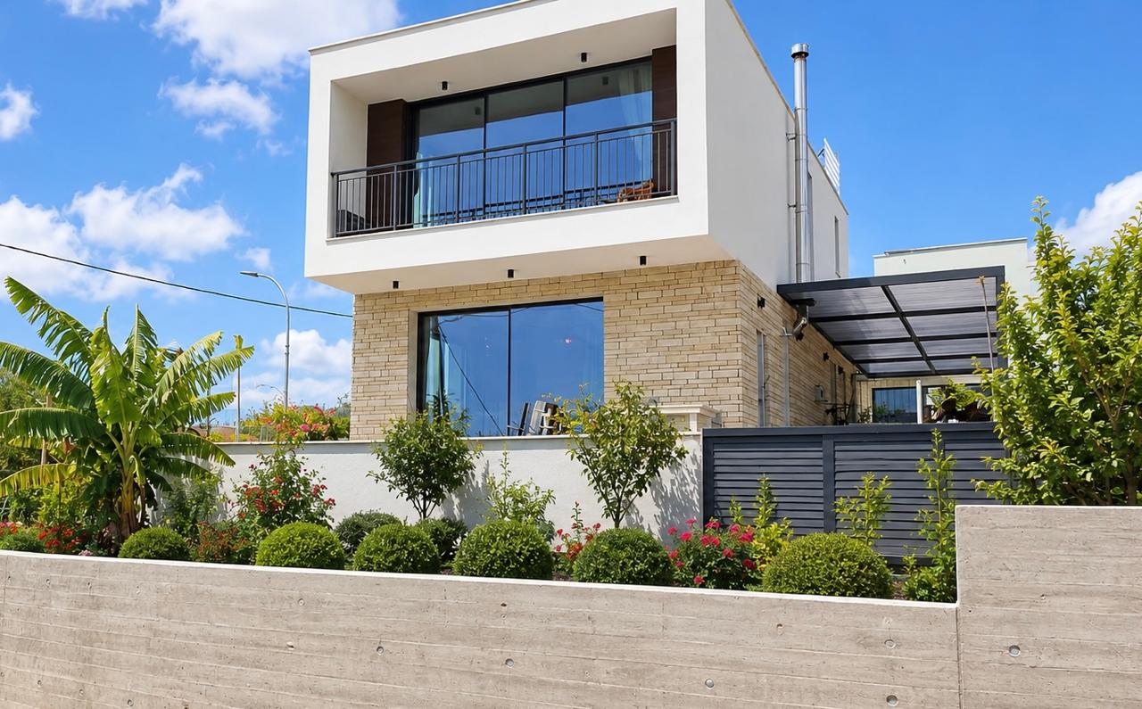 long term villa Paphos