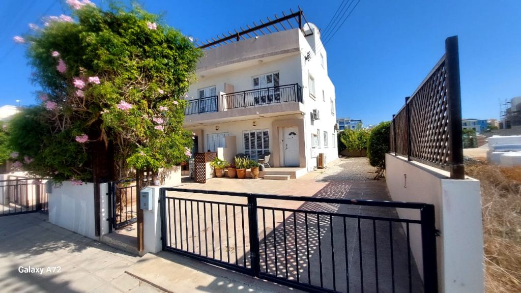 long term villa Paphos
