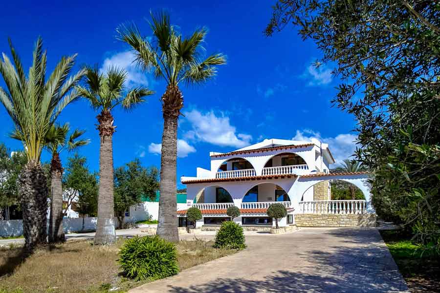 long term villa Paphos